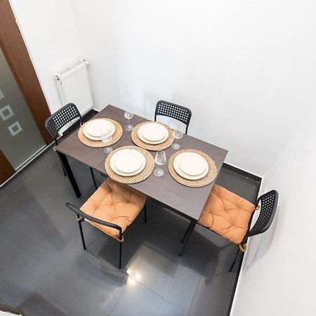 Modern & Spacious Apartment - Prime Location Near Bucharest'S Old Town Exteriör bild