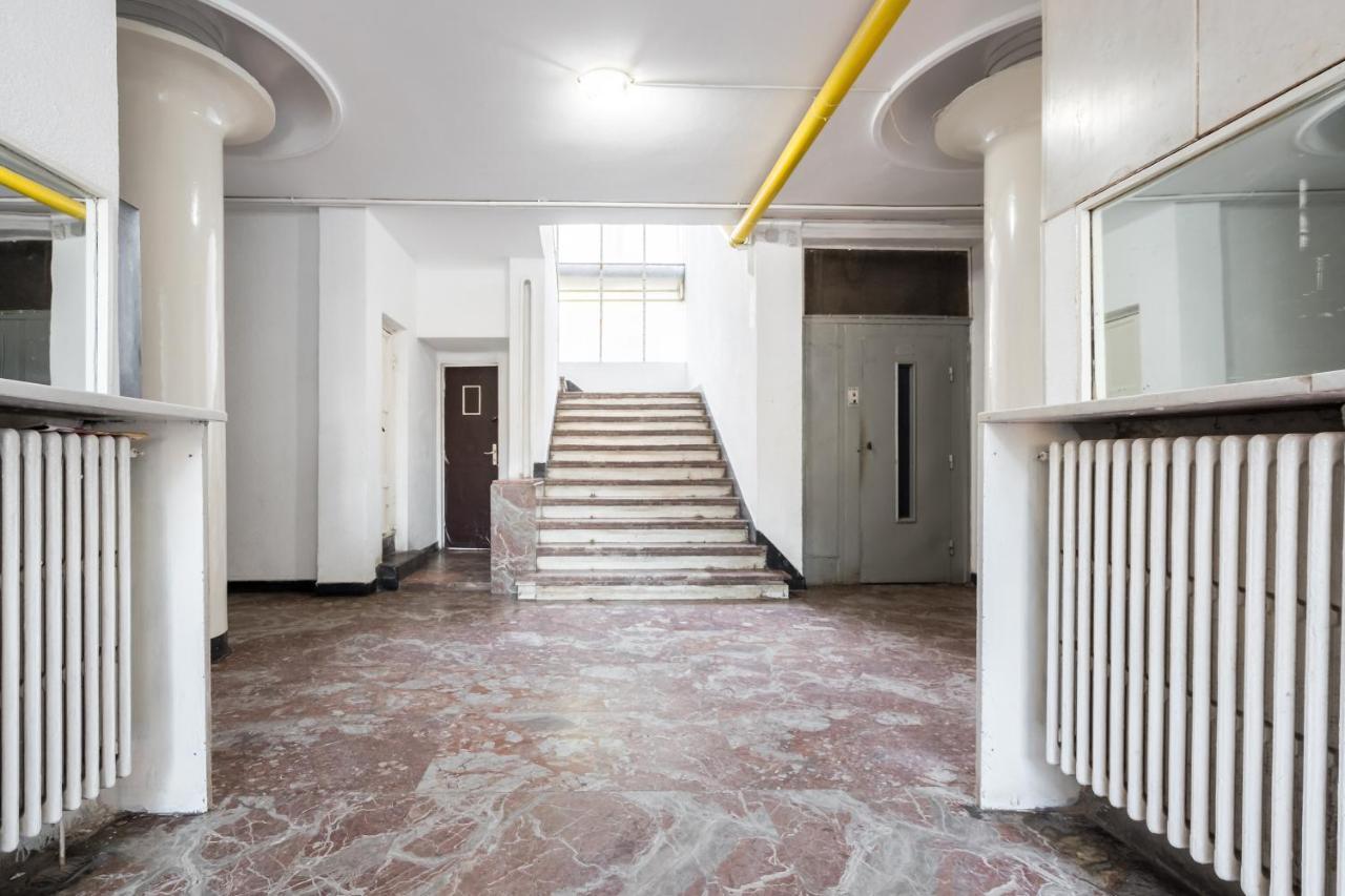 Modern & Spacious Apartment - Prime Location Near Bucharest'S Old Town Exteriör bild