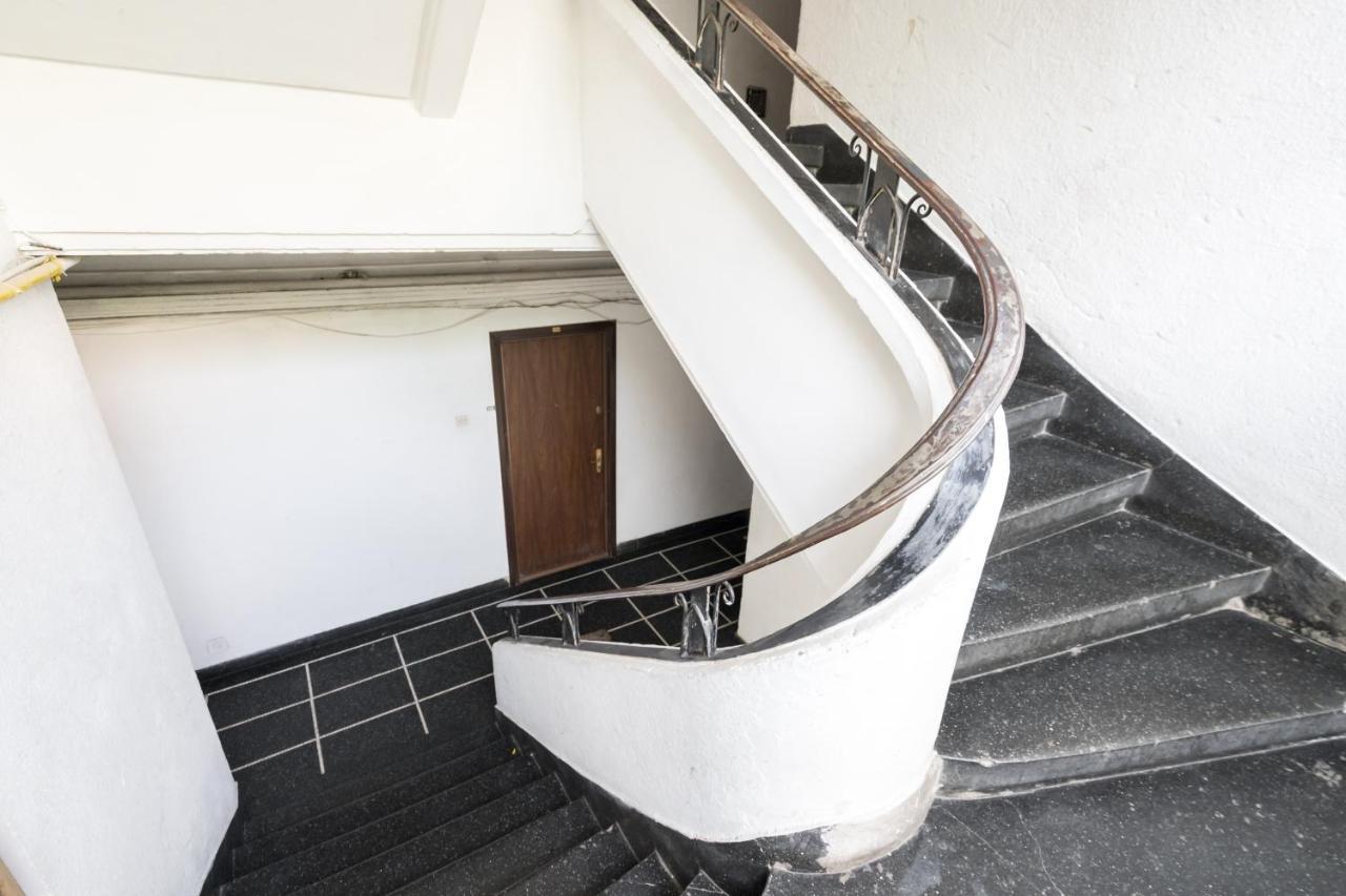 Modern & Spacious Apartment - Prime Location Near Bucharest'S Old Town Exteriör bild